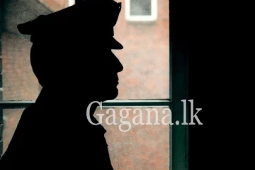 නම්බුව පැත්තක දාලා පොලිස් නිලධාරීන් මොනවද මේ නටන නාඩගම්.