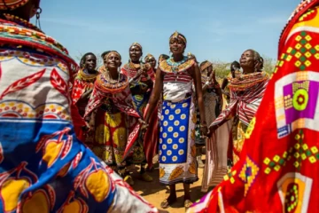 ஆம்பளைங்களுக்கு no entry..!! பெண்கள் மட்டுமே வாழும் அதிசய கிராமம்..!!அப்ப குழந்தைங்க எப்படி..?
