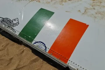 மட்டக்களப்பில் இந்திய தேசியக் கொடி பெறிக்கப்பட்ட மர்மப்பொருள்!