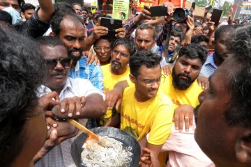 மணிவண்ணன் குழு நினைவேந்தலை குழப்புவதற்கான சதியை மேற்கொண்டது: சுகாஷ் (Video)