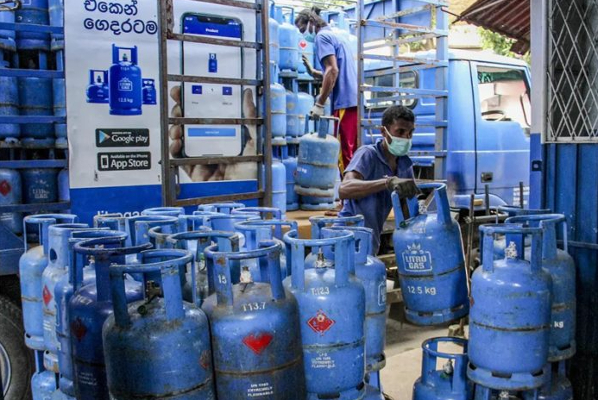 பொதுமக்களிடம்  லிட்ரோ  முன்வைத்த  கோரிக்கை! | Litro Company Requested From The Public