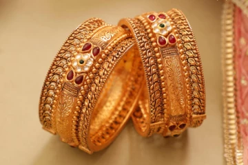 7 ஆயிரத்தை தாண்டிய 1 கிராம் தங்க விலை - அதிர்ச்சியில் மக்கள்!