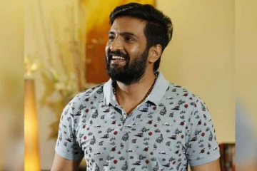நடிகர் சந்தானத்தின் மகனை பார்த்துளீர்களா? அவருக்கு இவ்வளவு பெரிய மகன் உள்ளாரா!