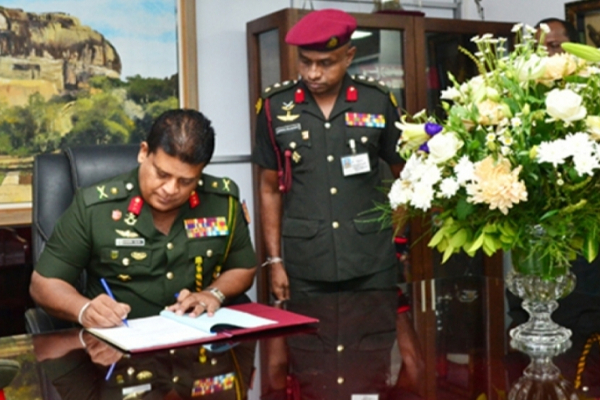 வலுக்கும் அரசியல் நெருக்கடி- பதவி விலகுகிறார் சவேந்திர சில்வா! - ஐபிசி தமிழ்