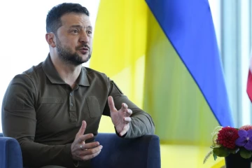 ஈரானுக்கு 50 ஆண்டுகளுக்கு தடை விதிக்குமாறு கோரிக்கை விடுத்த ஜெலென்ஸ்கி!