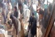 பாகிஸ்தானில் மற்றுமொரு வெறியாட்டம் -பெண்களை நிர்வாணமாக்கி வீதிகளில் இழுத்துச் சென்ற கொடூரம் (படம்)