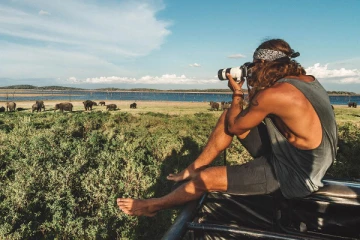 சுற்றுலா விடுதியில் தீக்காயங்களுடன்  உயிரிழந்து கிடந்த  அமெரிக்க பிரஜை!