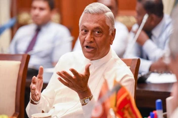 சமல் ராஜபக்ஷ இலஞ்ச ஊழல் விசாரணை ஆணைக்குழுவில் ஆஜர்