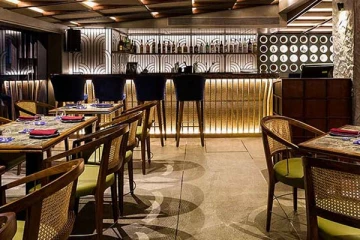 ஹோட்டலில் தண்ணீருக்கு பதில் ஆசிட் ... நிலைகுலைந்த சிறுவர்கள் - கொடூரம்!