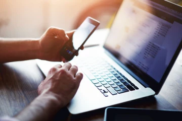 முள்ளிவாய்க்கால் நினைவேந்தல் செய்திகளை  பகிர்ந்த நபர்; மூன்று மணி நேரம் விசாரணை