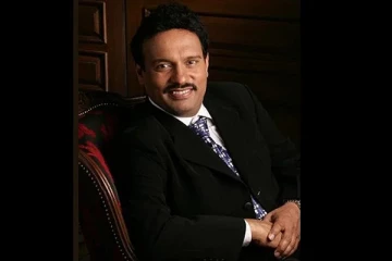 இங்கிலாந்தில் ரூ1,000 கோடிக்கு சொத்து வாங்கிய இந்திய தொழிலதிபர்!