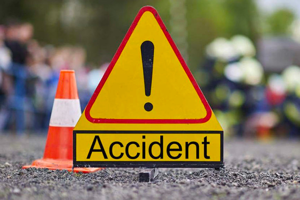 பேருந்துகள் நேருக்கு நேர் மோதி கோர விபத்து | Two Buses Collide Head On In Moronthuduwa