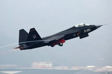 இந்தியாவிற்கு மறைமுக மிரட்டல்... பாகிஸ்தானை நவீன ஆயுதங்களால் வலுப்படுத்தும் சீனா