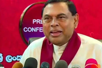 அமெரிக்க குடியுரிமையை கைவிட மறுக்கும் பசில்