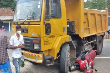 யாழில் கோர விபத்து;  தெய்வாதீனமாக தப்பிய நபர்