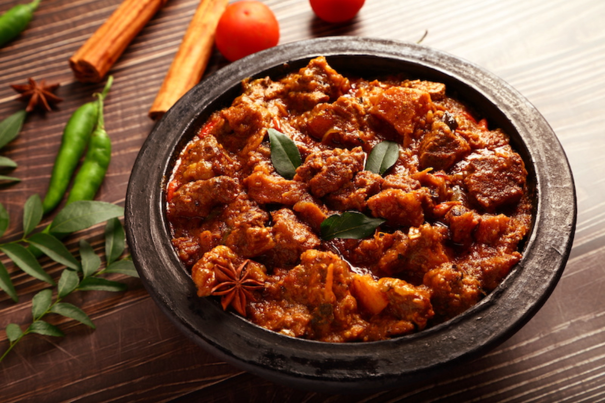 வீட்டில் சிக்கன் இருந்தால் ஒருமுறை இப்படி உப்பு கறி செய்து பாருங்க! | How To Make Chicken Salt Curry Recipe