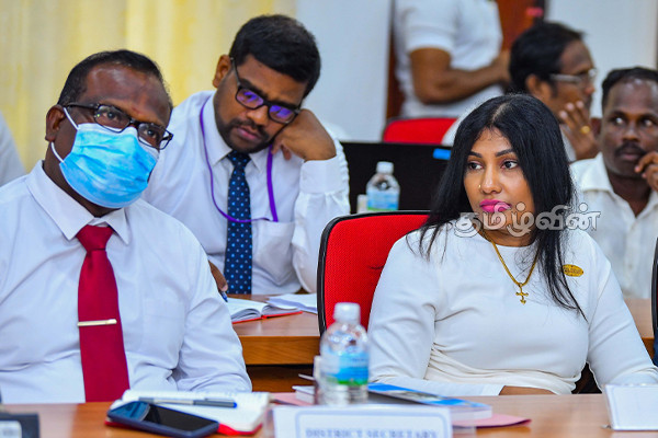 வடமாகாண வர்த்தகர்களின் பிரச்சினைகளுக்கு தீர்வு வழங்க ஜனாதிபதி உறுதி | Solution To Northern Traders Two Months Ranil