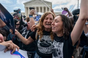 இந்த அமெரிக்க மாகாணங்களில் இனி கருக்கலைப்பு சட்டவிரோதமாகிவிடும்: வெளியான பட்டியல்