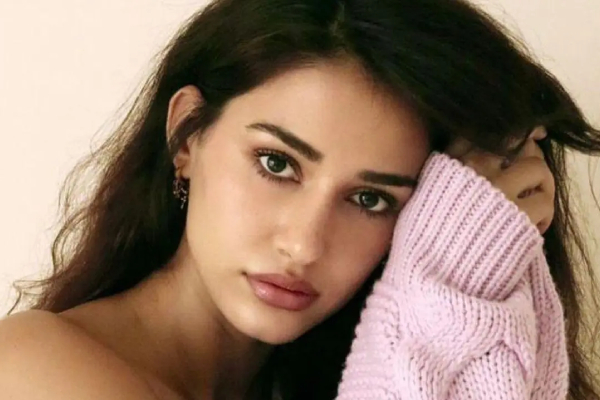 விளம்பரத்திற்காக வெறும் அந்த ஆடை அணிந்து கவர்ச்சி தீயாய் மாறிய சூர்யா பட நடிகை... திக்குமுக்காடும் இளசுகள் | Disha Patani Hot Photoshoot விளம்பரத்திற்காக வெறும் அந்த ஆடை அணிந்து கவர்ச்சி தீயாய் மாறிய சூர்யா பட நடிகை... திக்குமுக்காடும் இளசுகள் | Disha Patani Hot Photoshoot