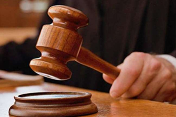 பிரிந்த பெற்றோர்... 13 வயது சிறுமியின் முடிவைக் கேட்டு நீதிமன்றம் அளித்த தீர்ப்பு | Court Decide 13 Yr Girl Refuse Return To Uk Dad