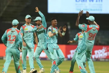 பந்துவீச்சாளர்கள் அபாரம்... கொல்கத்தாவை துவைத்தெடுத்த லக்னோ அணி