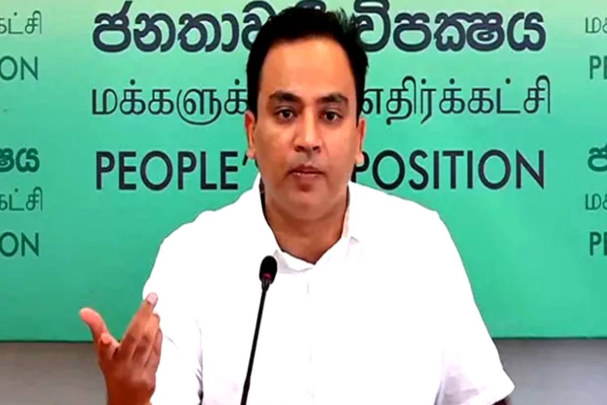 ஆடம்பரங்கள் தேவையில்லை என ஆட்சி பீடம் ஏறியவர்களுக்கு இவ்வளவு பாதுகாப்பு எதற்கு..! ஹர்ஷண ராஜகருணா கேள்வி | Harshana Rajakaruna Criticizes Government ஆடம்பரங்கள் தேவையில்லை என ஆட்சி பீடம் ஏறியவர்களுக்கு இவ்வளவு பாதுகாப்பு எதற்கு..! ஹர்ஷண ராஜகருணா கேள்வி | Harshana Rajakaruna Criticizes Government