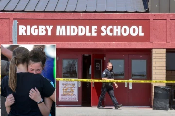 பயங்கர ஆயுதத்தை பையில் மறைத்து பள்ளிக்கு எடுத்து வந்த சிறுமி செய்த வெறிச்செயல்!