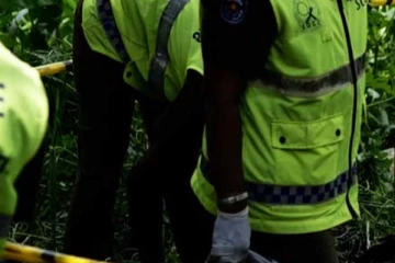 වගුරු බිමකින් හමු වූ පුද්ගලයෙකුගේ සිරුරු කොටස්..