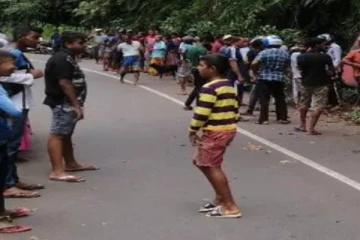 கிளிநொச்சியில் 20 வயது இளைஞனின் உயிரை பறித்த அதிவேக பயணம்!