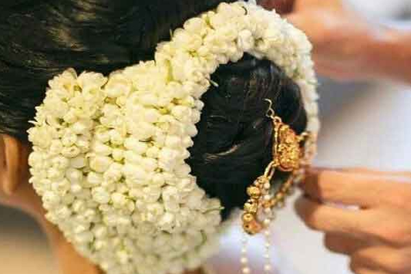 பெண்கள் பூச்சூடுவவதால் இத்தனை நன்மைகளா! | Many Benefits For Women To Cover Themselves