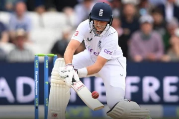 ஹாக்கி ஸ்டைலில் சிக்ஸர் அடித்த ஜோ ரூட்! மலைத்து போய் நின்ற வீரரின் வீடியோ