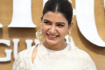 பட்டு புடவையில், திருமண கோலத்தில் நடிகை சமந்தா.. ரசிகர்களை கவர்ந்த போட்டோஷூட்