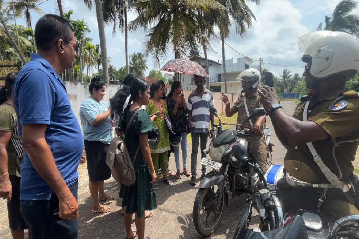 வவுனியாவில் தனியார் தாதியர் கல்லூரி மோசடி; நிர்க்கதியில் மாணவர்கள் | Private Nursing College Fraud In Vavuniya வவுனியாவில் தனியார் தாதியர் கல்லூரி மோசடி; நிர்க்கதியில் மாணவர்கள் | Private Nursing College Fraud In Vavuniya