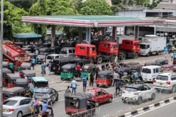 வன்முறையில் ஈடுப்பட்ட அரசியல்வாதியின் சகோதரர்