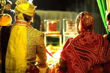 தங்கை திருமணத்தில் 8 கோடிக்கு வரதட்சணை வழங்கிய சகோதரர்கள்! சீர் வரிசையை பார்த்து வியந்த ஊர்மக்கள்