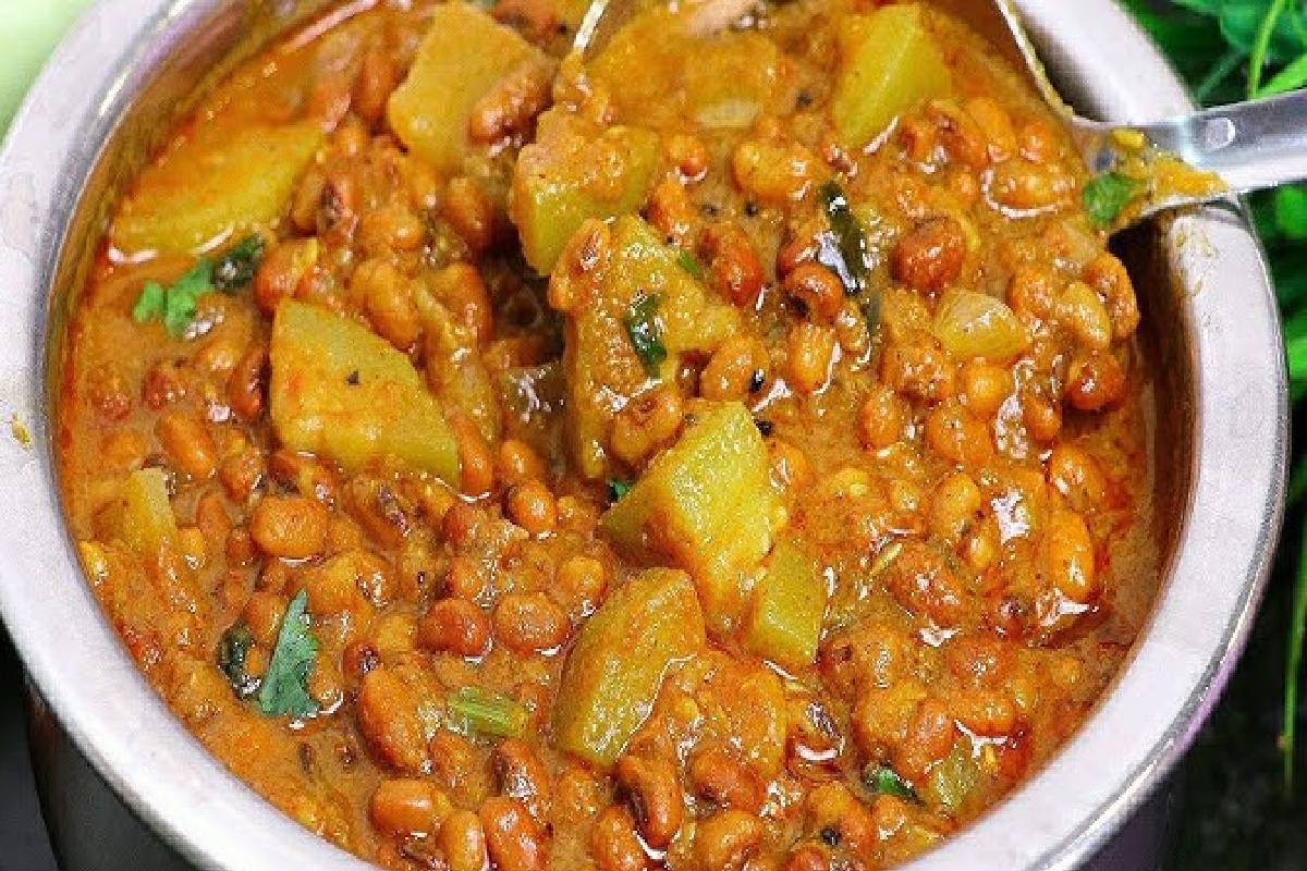 செரிமான ஆரோக்கியத்தை மேம்படுத்தும் தட்டைப்பயறு குழம்பு... இப்படி செய்தால் கொஞ்சமும் மிஞ்சாது! | Tasty And Healthy Cowpeas Gravy Recipe In Tamil