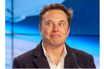 நாசா வெளியிட்ட பிரபஞ்சத்தின் அழகிய புகைப்படத்தை கிண்டலடித்த எலான் மஸ்க் - என்ன இப்படி சொல்லிட்டாரு?