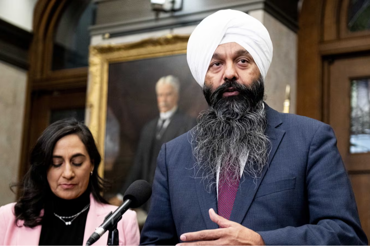 உக்ரைனுக்கு மேலும் மனிதாபிமான உதவிகளை வழங்கும் கனடா | Ottawa Announces Another 51 Million In Aid