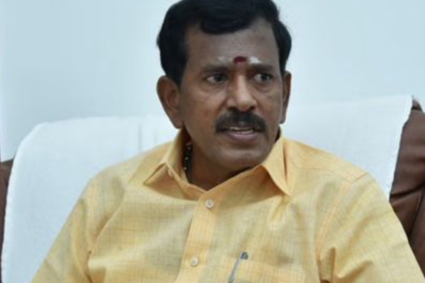 ஈரோட்டில் வாக்குப்பதிவை நிறுத்தி தர்ணாவில் ஈடுபட்ட தோப்பு வெங்கடாச்சலம் - பரபரப்பு சம்பவம் | Thoppu Venkatachalam Polling Erode Sensational