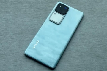 நான்கு 50MB அசத்தலான கேமரா! Vivo V30 Pro சிறப்பம்சங்கள் மற்றும் விலை