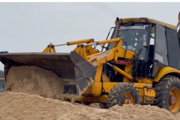 மட்டக்களப்பில் முகத்துவாரம் அகலும் பணி ஆரம்பம்: விவசாயிகள் மகிழ்ச்சி (Video)