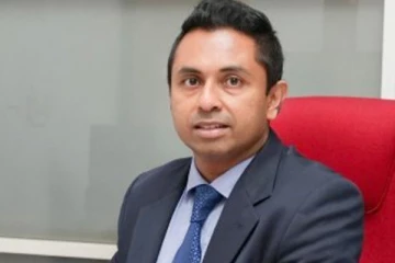 චමුදිතට මිලියන 500ක නඩුවක් වැටිලා...හෙට අධිකරණයටත් යන්න වෙයි..