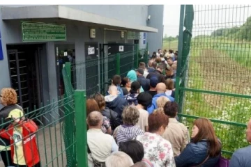 ஐரோப்பிய எல்லையில்  காத்திருக்கும் 20 இலங்கையர்கள்