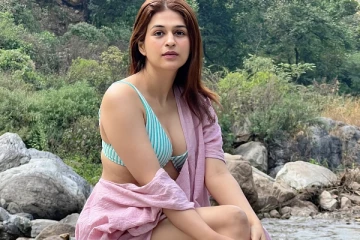 கவர்ச்சி உடையில் நடிகை ஷரத்தா தாஸ் ஹாட் போட்டோஷூட்