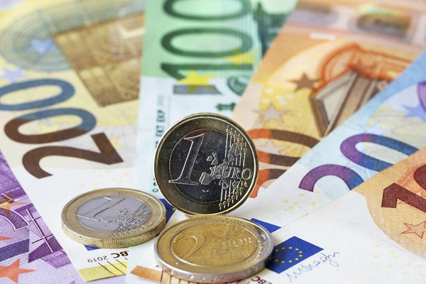 டொலரின் பெறுமதியில் ஏற்பட்டுள்ள அதிகரிப்பு : இன்றைய நாணயமாற்று வீதம் | Dollar Rate Increases At Banks Today