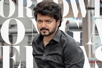 கையில் சுத்தியுடன் கே.ஜி.எப் யாஷை மிஞ்சும் அளவிற்கு வெறித்தனமாக இருக்கும் விஜய், First Single அப்டேட்..