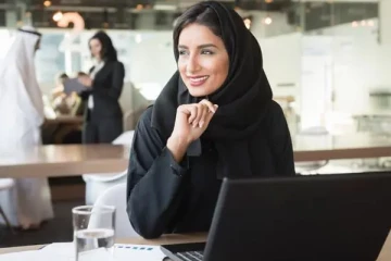 நேரம் உங்கள் சாய்ஸ்; அரச ஊழியர்களுக்கு மகிழ்ச்சியை ஏற்படுத்திய நாடு!