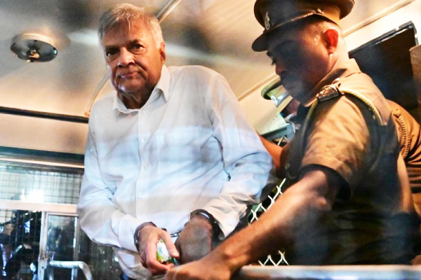 சஜித்தின் காய் நகர்த்தலால் ரணிலுக்கு காத்திருக்கும் சவால்! | Three Member Committee To Merge Sjb And Unp