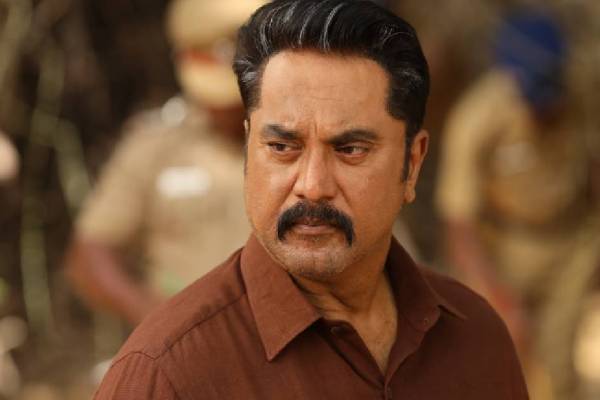வயதான காலத்திலும் வெறித்தனமான வொர்கவுட்டில் சரத்குமார்