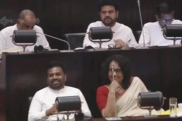 சற்று முன்னர் நாடாளுமன்றத்திற்கு வருகை தந்த ஜனாதிபதி